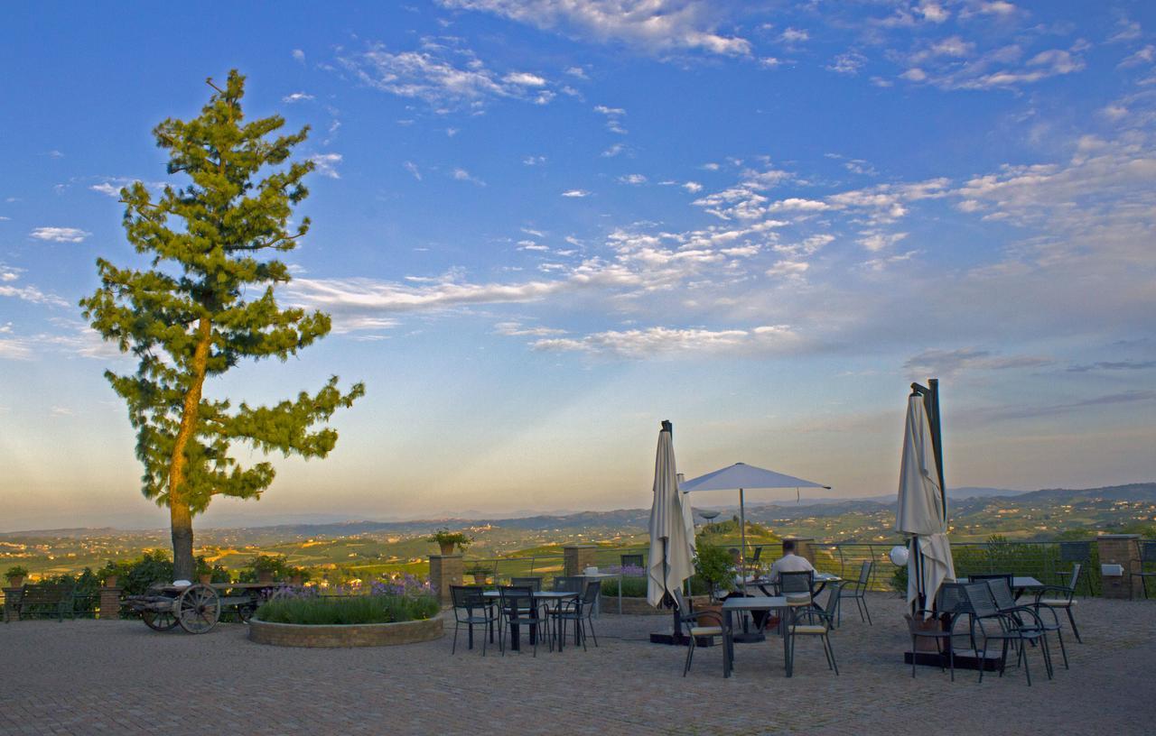 Cascina San Michele Bed and Breakfast Costigliole d'Asti Exterior foto
